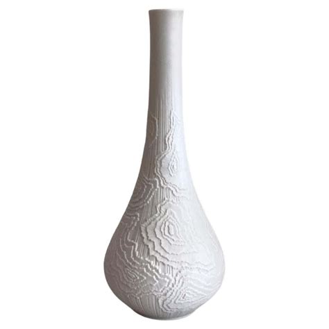 White Haeger Vase 7 For Sale On 1stdibs Haeger Vase White