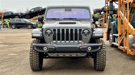 High mileage Falken Wildpeak A/T3W in snow | Jeep Gladiator (JT) News ...