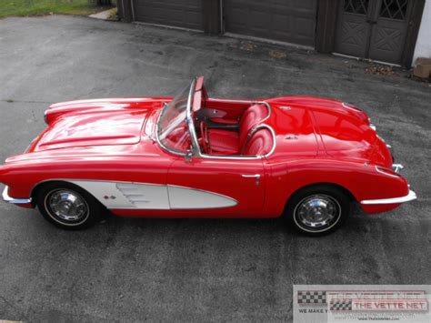 1959 Corvette Convertible Red With White Coves