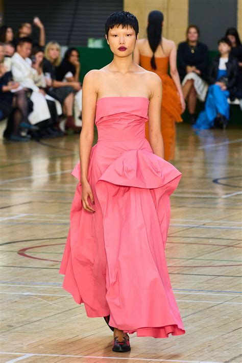 Molly Goddard Spring 2023 London Fashion Week Fashion