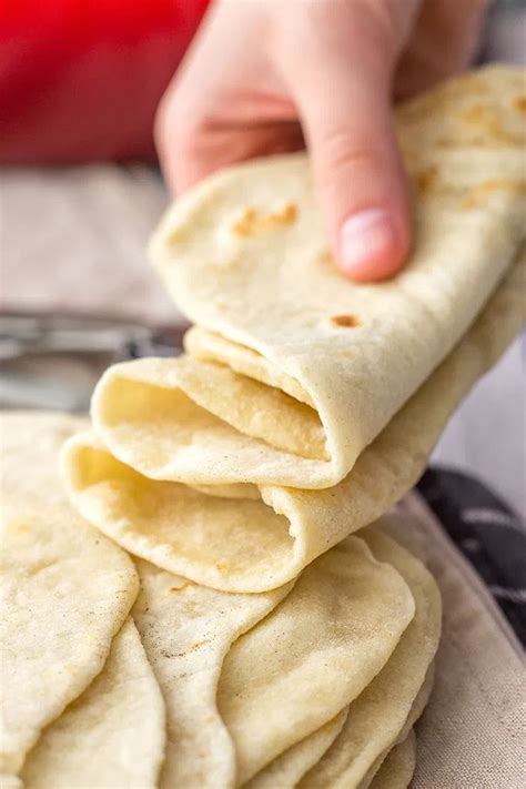 These Easy Homemade Flour Tortillas Will Take Tacos Enchiladas