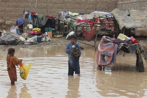 Army Joins Flooding Rescue Efforts In Sindh Balochistan Pakistan Today