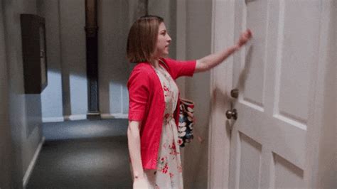 Knock On Door GIFs - Find & Share on GIPHY