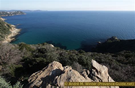 La Corniche Des Maures Et Le Sentier Du Fenouillet Par Provence