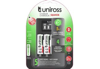 UNIROSS LCD gyorstöltő 4db 2100mAh AA ceruza akkumulátorral 10040091