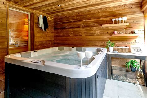 Spa Jacuzzi Intérieur Gamme De Spas Dintérieur