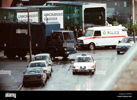 Strangeways Prison Riot April 1990 A 25 Day Prison Riot And Rooftop Protest At Strangeways