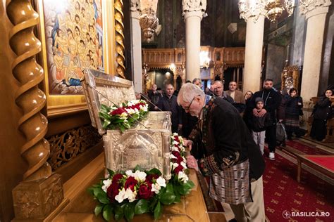 Foto Procesiune Cu Moa Tele Sf De Mucenici I Cu Ve M Ntul Sf