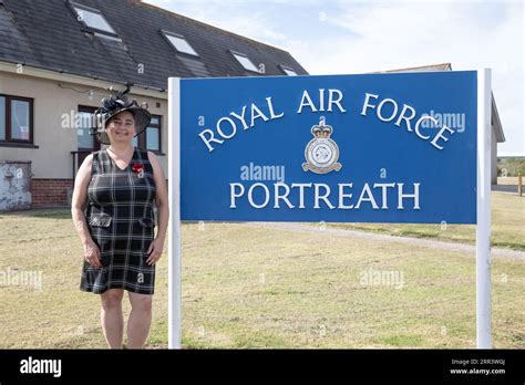 Portreath Cornwall 06092023 Raf Memorial50 War Graves Intro