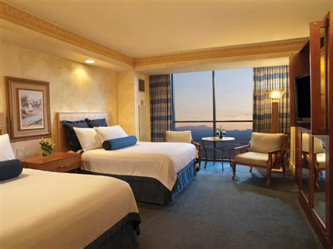 •3 BEDROOM SUITES IN LAS VEGAS for 8, for 10 or more• | Las Vegas Suites