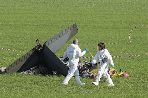 Scontro Tra Aerei A Guidonia Morti Due Piloti DellAeronautica