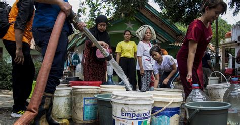 BPBD Tangsel Salurkan Bantuan Air Ke 7 Kelurahan Yang Kekeringan