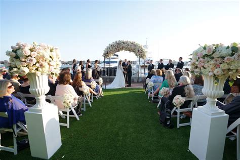 Balboa Bay Resort – Orange County Wedding – Lynsey & Matt – Agape ...