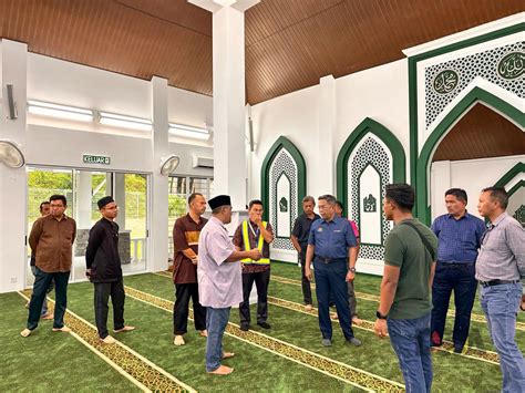 Saya Tak Nak Masjid Dah Siap Pahat Masih Berbunyi