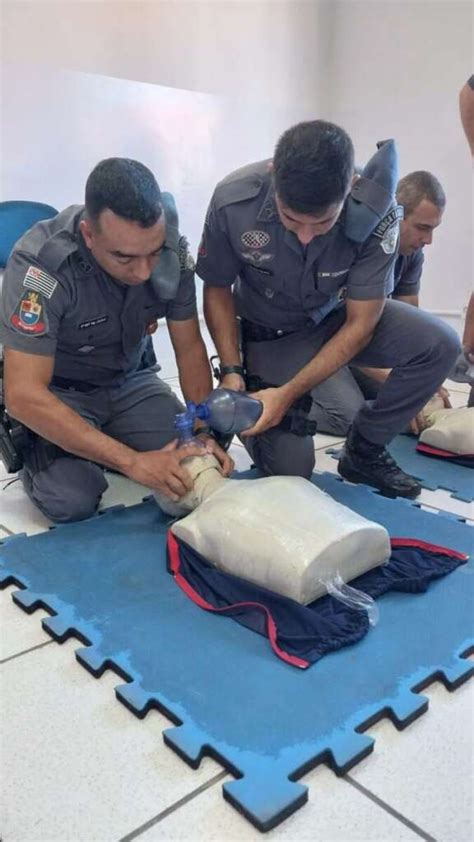 Pol Cia Militar De Pirassununga Faz Curso De Stop The Bleed