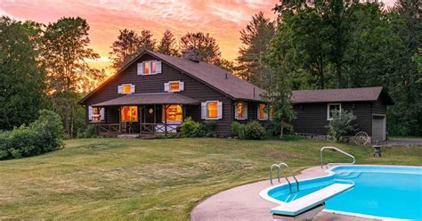 This 5 Million Ontario Country Home Hasnt Been On The Market In Over