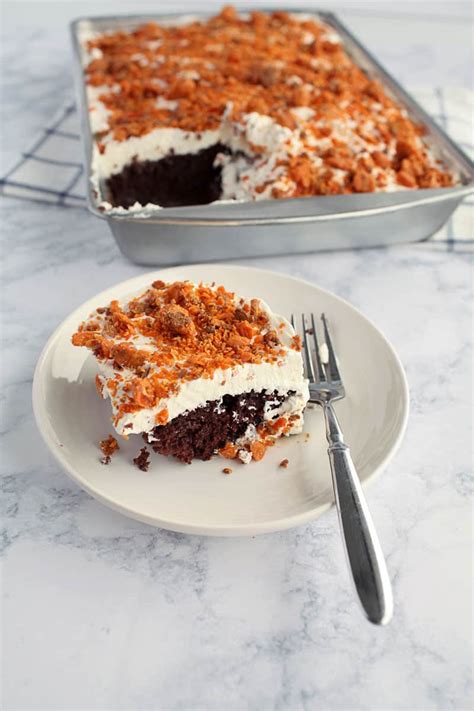 Holy Cow Cake Recipe | Chocolate Cake & butterfingers| Pics and Pastries