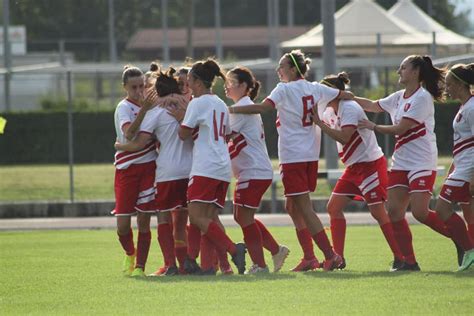 Calcio Femminile Serie C Jesina Iencinella Lascia Al Suo Posto