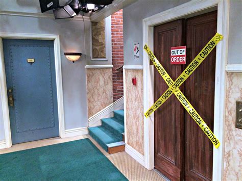 The Big Bang Theory Behind The Scenes Set Photos And Videos Glamour