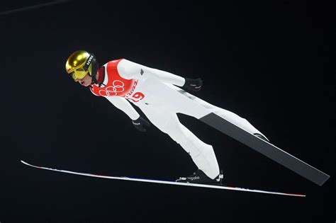 Pekin Marius Lindvik Wygra Na Du Ej Skoczni Kamil Stoch Czwarty