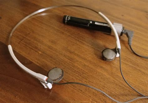 Help me identify these vintage Sony Walkman headphones! | Headphone Reviews and Discussion ...