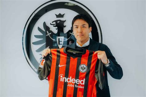 Makoto Hasebe verlängert bei Eintracht Frankfurt bis 2022 - Eintracht ...