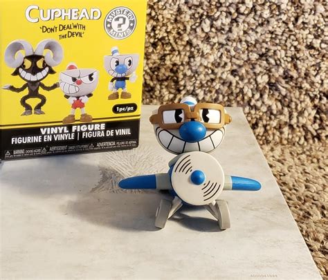 Cuphead Funko Mystery Mini Cuphead Mugman Plane Vinyl Hot Topic