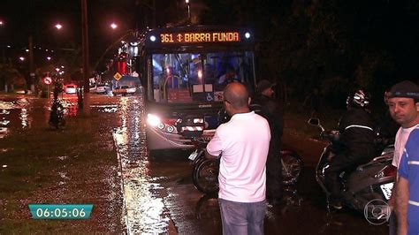 Chuva Forte Em S O Paulo Deixa Ao Menos Mortos E Feridos S O