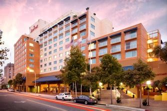 Downtown Monterey Hotels | Monterey Marriott