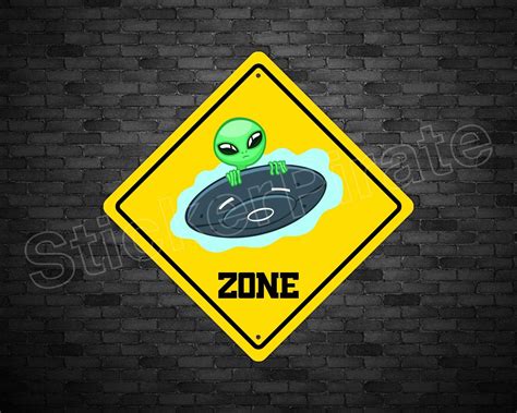 Aluminum Alien Crossing Funny Metal Novelty Sign 12x12 Ebay