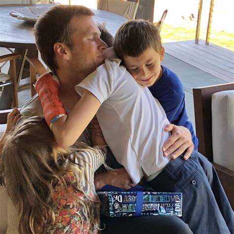 Tom Brady Shares Rare Throwback of 3 Kids for Parents' Anniversary