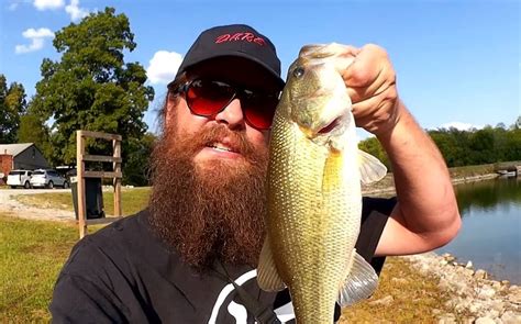 How To Catch Bass With A Ned Rig Realistic Fishing