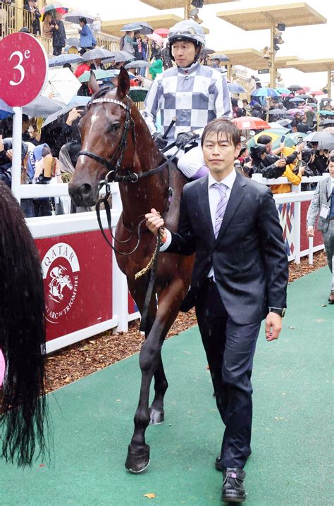 【2022年レース回顧】日本馬4頭惨敗の凱旋門賞 武豊騎手の「また来年頑張ります」に勇気をもらった スポーツ報知