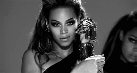 When Someone Thinks They Can Throw Shade Your Way 17 Times Beyoncé