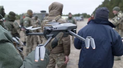 Guerra na Ucrânia o crescente exército de drones usado na defesa