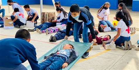 Escuelas de San Marcos realizan simulacro de evacuación por sismo