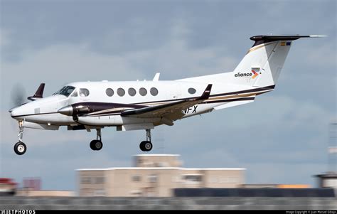 EC NFX Beechcraft B200GT King Air Eliance Juan Manuel Gibaja