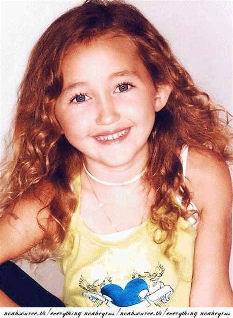 Little Noah Cyrus Noah Cyrus Lovato Miley Cl Women Quick Woman