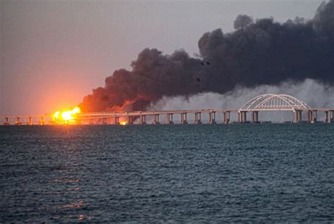 Ukraine plant Zerstörung der Kertsch Brücke Kiew nennt Zeitraum