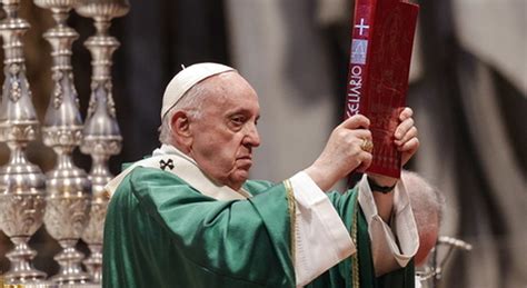 Vaticano Dipendenti Gay Della Diocesi In Germania Fanno Coming Out Di Massa Il Vescovo Non