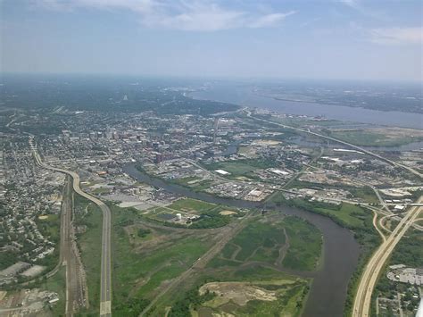 Aerial Shots Of Wilmington And Old New Castle Rdelaware