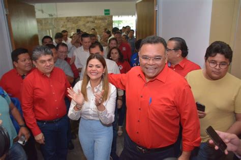 Rolando Zapata Y Kathia Bolio Se Registran Para La Senadur A Por La