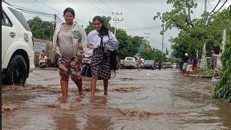 Bmkg Imbau 21 Kabupaten Di Ntt Waspada Bencana Hidrometeorologi Risiko