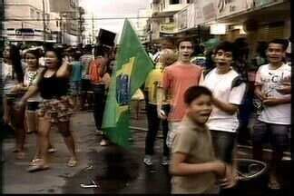 Gazeta Meio Dia Manifestantes Fecham A BR 101 Durante Protesto Em