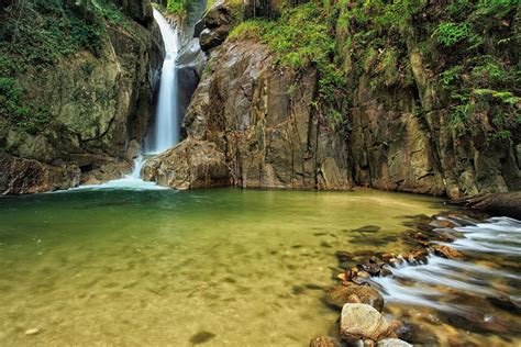 10 Air Terjun Di Selangor Untuk Percutian Yang Hebat 2024