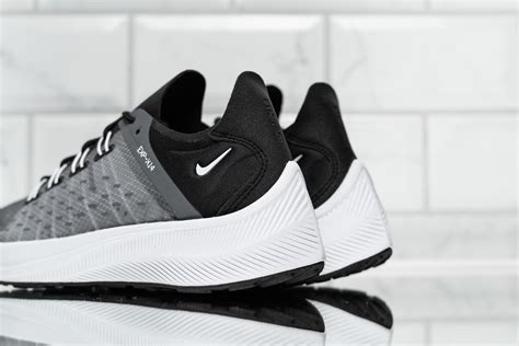 W Nike Exp 14 Sneakerno