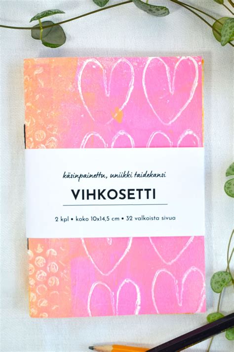 Kirsi Paakkinen - käsintehtyä, uniikkia ja luonnon inspiroimaa