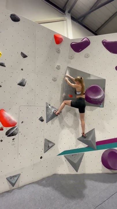 Easy Coordination Bloc A Fun V4 💥🧗 Climbing Bouldering Fypシ゚ Youtube