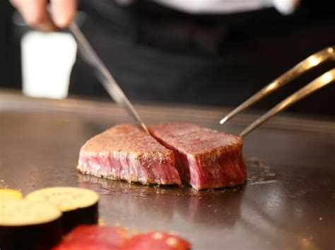 Exploring The High Class Japanese Cuisine Of Teppanyaki Discover Oishii Japan Savor Japan