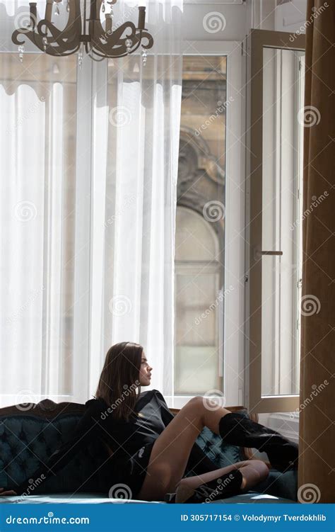 Fashion Woman In Luxury Apartment Woman Face Sensual Young Woman